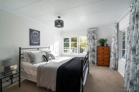 Photo of property in 1/17 Chesham Avenue, Waipahihi, Taupo, 3330