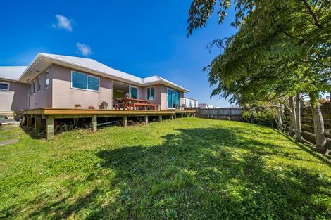 Photo of property in 77 Clemow Road, Fitzroy, New Plymouth, 4312