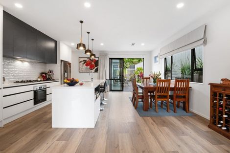 Photo of property in 61 Godfrey Drive, Orewa, 0931