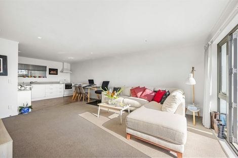 Photo of property in 5/8 Middleton Road, Johnsonville, Wellington, 6037