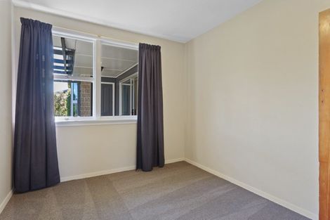 Photo of property in 2 Gloaming Place, Sockburn, Christchurch, 8042