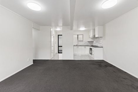 Photo of property in 2/11 Overton Road, Papatoetoe, Auckland, 2025