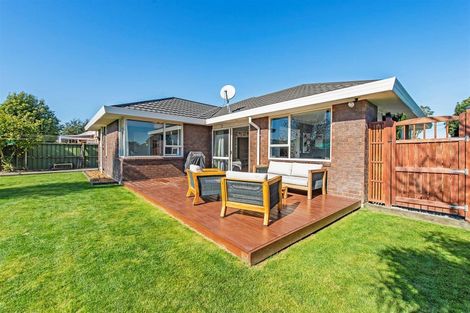 Photo of property in 2/36 Nottingham Avenue, Halswell, Christchurch, 8025