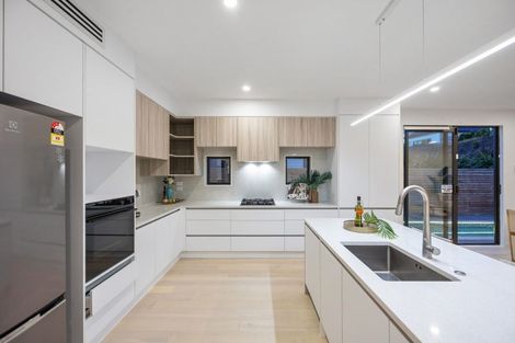 Photo of property in 7 Hanikura Street, Long Bay, Auckland, 0630