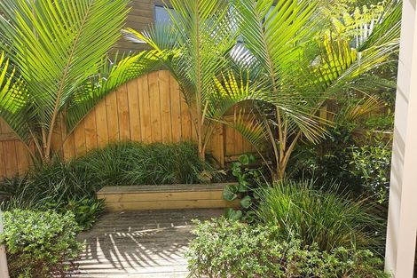 Photo of property in 15 Cantua Close, Totara Heights, Auckland, 2105