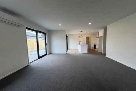 Photo of property in 25 Bill Hammond Drive, Belfast, 8051