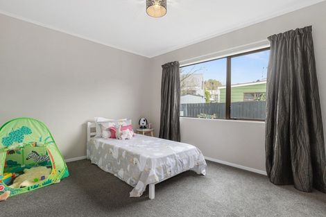 Photo of property in 12 Houhere Place, Pukete, Hamilton, 3200