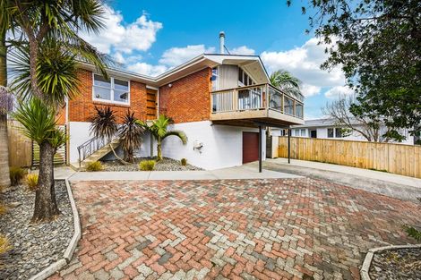 Photo of property in 99 Sunnyside Road, Sunnyvale, Auckland, 0612