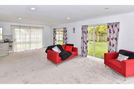 Photo of property in 96c Palmers Road, Clendon Park, Auckland, 2103