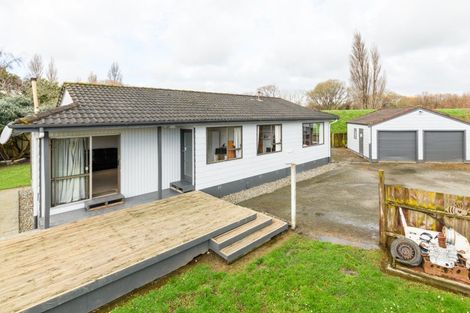 Photo of property in 33 Escort Grove, Awapuni, Palmerston North, 4412