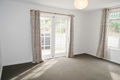 Photo of property in 7 Ticehurst Road, Lyttelton, 8082