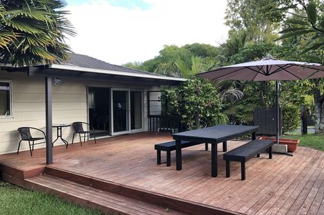 Photo of property in 10 Capricorn Place, Browns Bay, Auckland, 0630