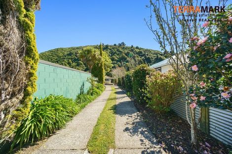 Photo of property in 32 Black Beech Street, Birchville, Upper Hutt, 5018