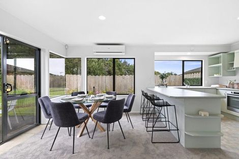 Photo of property in 8 Morestead Avenue, Huntington Park, Auckland, 2013