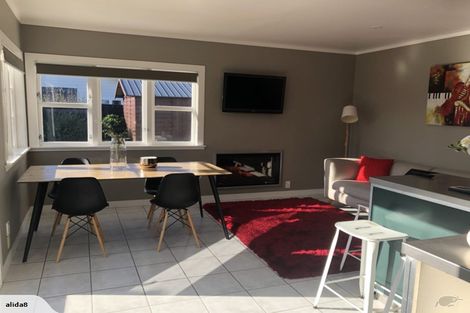 Photo of property in 10 Palm Avenue, Lyall Bay, Wellington, 6022