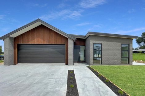 Photo of property in 21 Te Au Rere Crescent, Cambridge, 3434