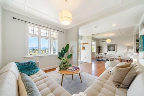 Photo of property in 4 Norna Crescent, Kelburn, Wellington, 6012