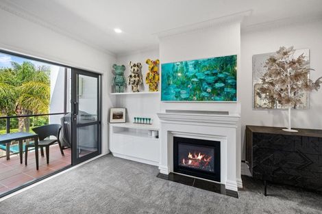 Photo of property in 9/177 Hurstmere Road, Takapuna, Auckland, 0622
