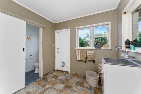 Photo of property in 18 Island View Terrace, Waikanae Beach, Waikanae, 5036
