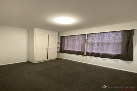 Photo of property in 119 Edgewater Drive, Pakuranga, Auckland, 2010