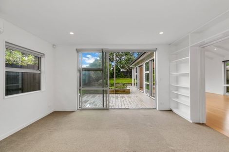 Photo of property in 17 Maranui Avenue, Point Chevalier, Auckland, 1022