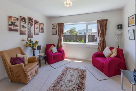 Photo of property in 8a Pharazyn Street, Gonville, Whanganui, 4500