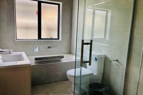 Photo of property in 8 Maxwell Road, Pukekohe, 2120