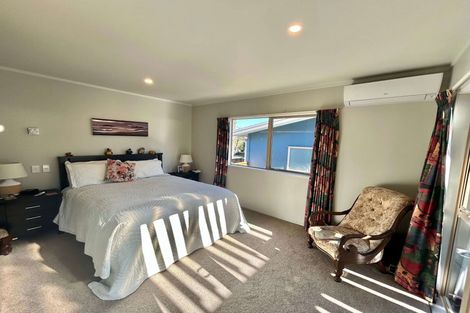 Photo of property in 109 Ocean Beach Road, Tairua, 3508