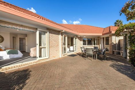 Photo of property in 12 Ballycullanie Place, Dannemora, Auckland, 2016