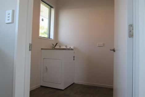 Photo of property in 2/10 Stacey Place, Woolston, Christchurch, 8062