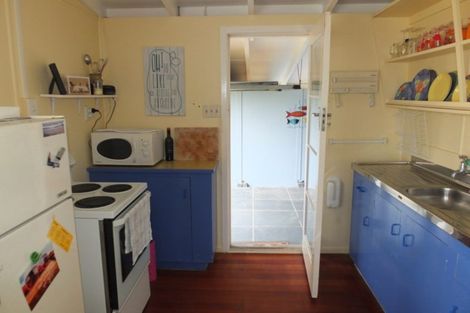 Photo of property in 20 Marine Parade South, Foxton Beach, Foxton, 4815