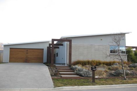 Photo of property in 5 Tyndall Street, Wanaka, 9305