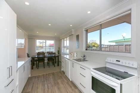 Photo of property in 27 Mangati Road, Bell Block, New Plymouth, 4312