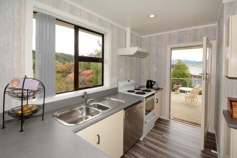 Photo of property in 7 Martin Road, Fairfield, Dunedin, 9018