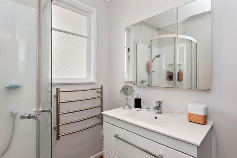 Photo of property in 126 Masters Avenue, Silverdale, Hamilton, 3216