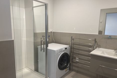 Photo of property in Wyndham Gardens Apartments, 110/30 Red Oaks Drive, Frankton, Queenstown, 9300