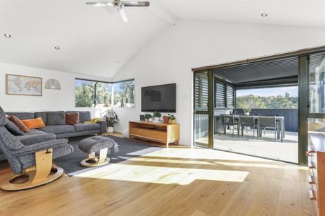 Photo of property in 14a Church Street, Northcote Point, Auckland, 0627