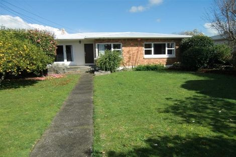 Photo of property in 1 Truby King Street, Merrilands, New Plymouth, 4312