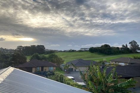 Photo of property in 2/25 Bonita Avenue, Stanmore Bay, Whangaparaoa, 0932