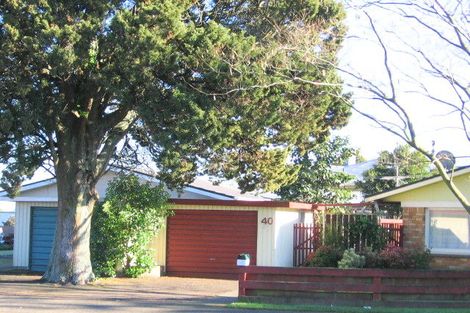 Photo of property in 2/40 Clevedon Road, Papakura, 2110