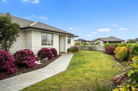 Photo of property in 22 Kohekohe Road, Papamoa Beach, Papamoa, 3118