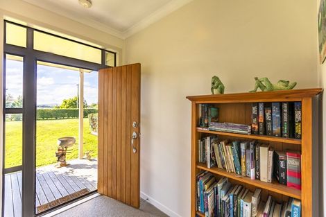 Photo of property in 5 Johnson Street, Waipawa, 4210