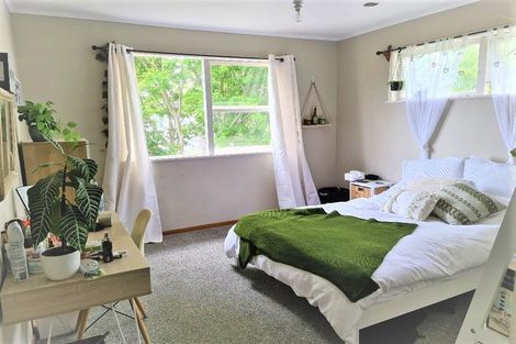 Photo of property in 1 Rosalind Road, Glenfield, Auckland, 0629