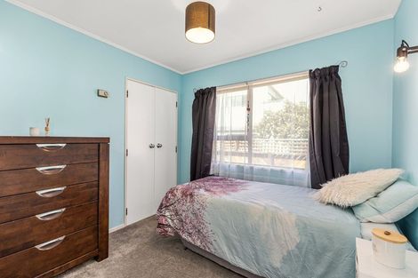 Photo of property in 13 Galway Place, Te Puke, 3119