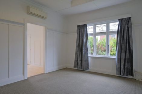 Photo of property in 127 Fitzroy Street, Forbury, Dunedin, 9012