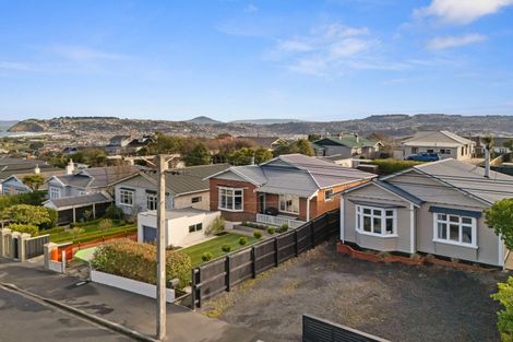 Photo of property in 33 Oakland Street, Andersons Bay, Dunedin, 9013