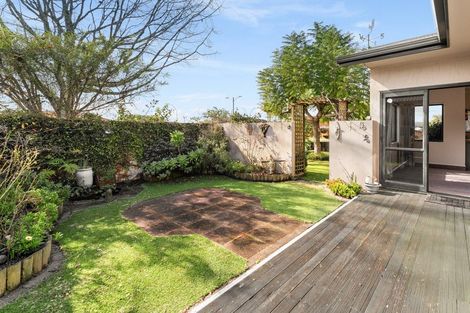 Photo of property in 1 Stableford Drive, Pyes Pa, Tauranga, 3112