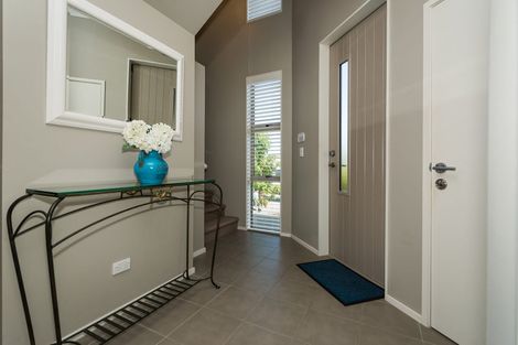 Photo of property in 11d Nimstedt Avenue, Oteha, Auckland, 0632