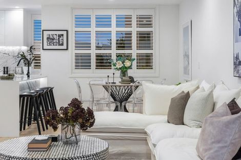 Photo of property in 10/4 Campbell Road, Takapuna, Auckland, 0622