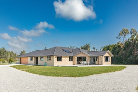 Photo of property in 73 Mcpadden Road, Westport, 7892